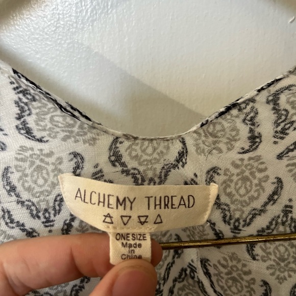 Alchemy Thread Boho Geometric Print Kimono Ruana - OS - Picture 8 of 9